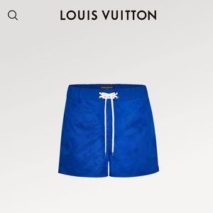 Louis Vuitton Staples Edition 3D POCKET MONOGRAM BOARD SHORTS size M